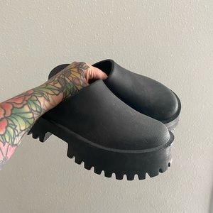 Jeffrey Campbell Bae Platform Mules size 10